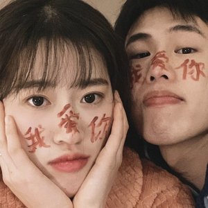 蓝轩宇弄得满床都是牛奶小说
